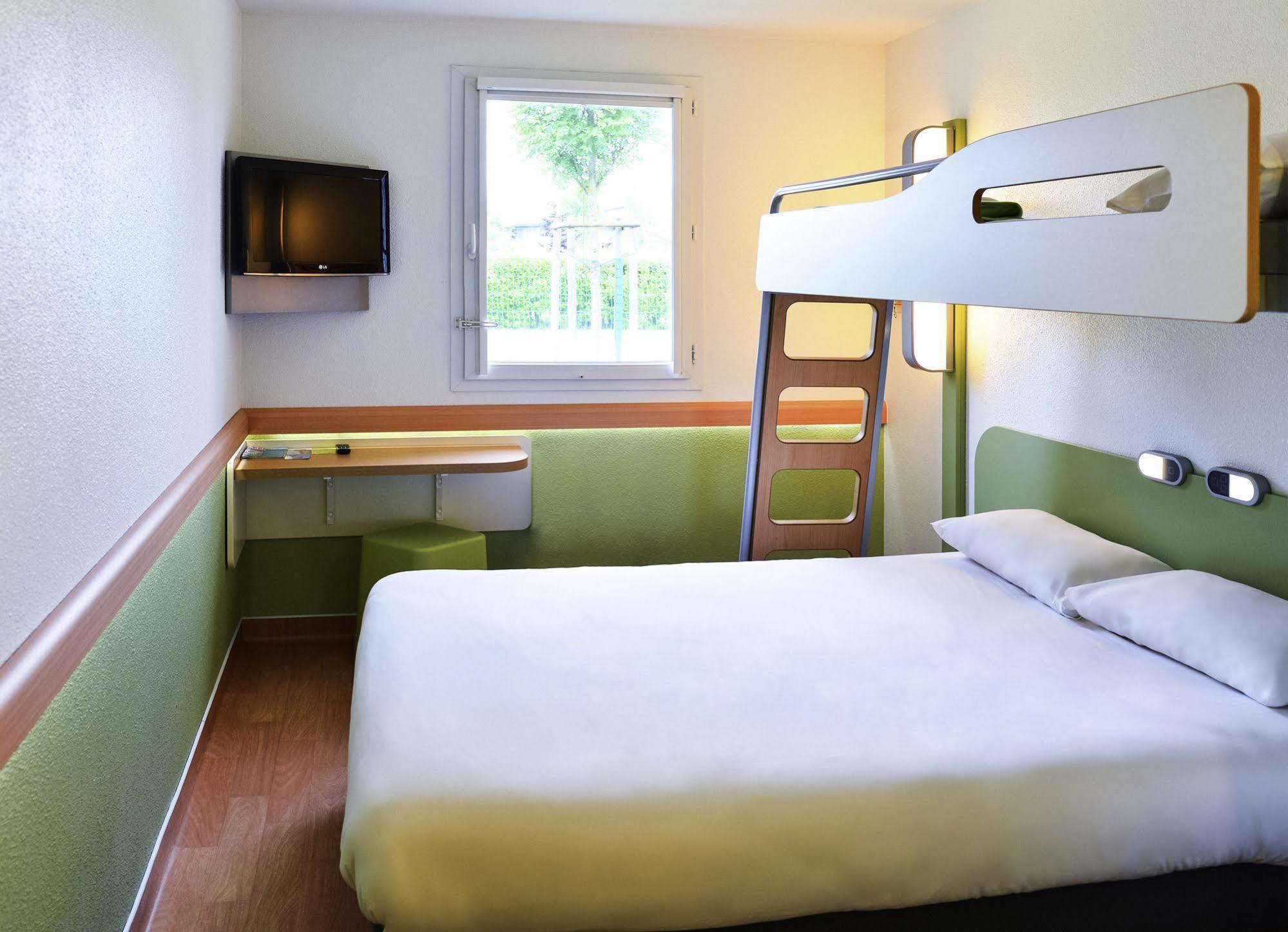 Ibis Budget Lyon Est Chaponnay Zewnętrze zdjęcie